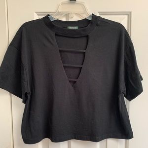 Cropped black tee